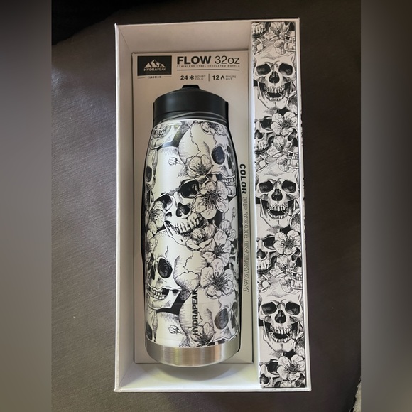 Hydrapeak Artisan Skull and Roses Water Bottle 32 ounce TIk Tok Ltd NIB - Picture 1 of 10